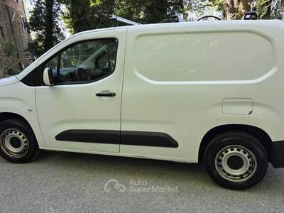Opel Combo OPEL Combo Cargo 1.5 Diesel 100CV S&S PC 650kg Bianco usata Deruta