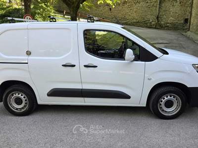 Opel Combo OPEL Combo Cargo 1.5 Diesel 100CV S&S PC 650kg Bianco usata Deruta