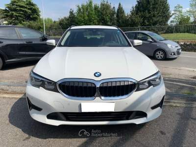 BMW Serie 3 318d 318d 48V Touring Business Advantage Bianco usata Bisuschio