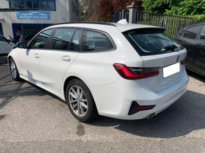 BMW Serie 3 318d 318d 48V Touring Business Advantage Bianco usata Bisuschio