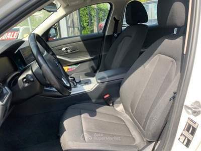 BMW Serie 3 318d 318d 48V Touring Business Advantage Bianco usata Bisuschio