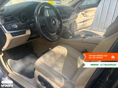 BMW Serie 5 530d 530d xDrive 258CV Touring Luxury Marrone usata Firenze