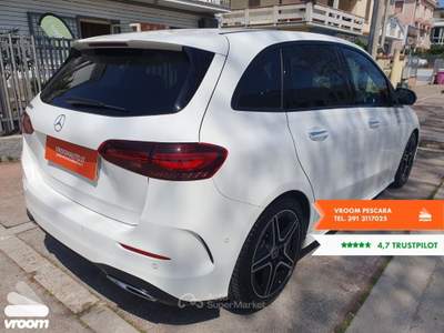 Mercedes-Benz Classe B B 180 d Automatic AMG Line Premium Bianco usata Pescara