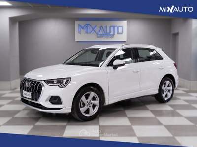 Audi Q3 35 1.5 TFSI Business Advanced s-tronic Bianco usata Latina