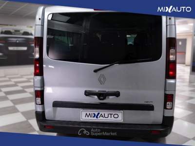 Renault Trafic Passenger 2.0 Blue DCI 150CV L2 Authentic Argento usata Latina