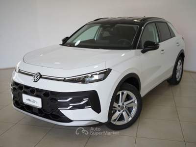 Volkswagen T-Roc 1.5 eTSI ACT 150 CV DSG Life Rosso usata Pozzuoli
