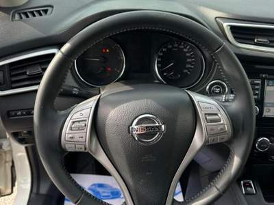 Nissan Qashqai 1.6 dci N-Vision 2wd 130cv Bianco usata Altidona
