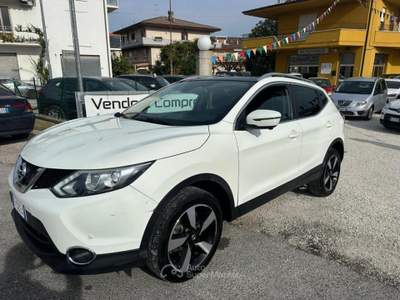 Nissan Qashqai 1.6 dci N-Vision 2wd 130cv Bianco usata Altidona