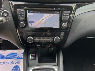Nissan Qashqai 1.6 dci N-Vision 2wd 130cv Bianco usata Altidona