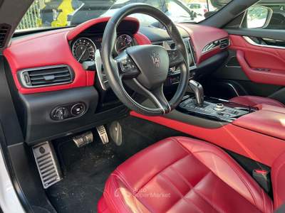 Maserati Levante 2.0 mhev GT 330cv auto Bianco usata Martellago