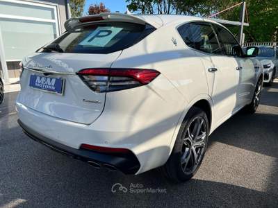 Maserati Levante 2.0 mhev GT 330cv auto Bianco usata Martellago