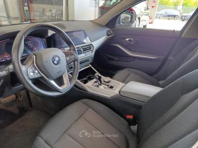 BMW Serie 3 325tds d Touring mhev 48V xdrive Business Advantage auto Nero usata Verona