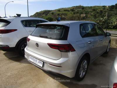 Volkswagen Golf Golf 2.0 TDI 115 CV SCR Life Argento usata Montallegro