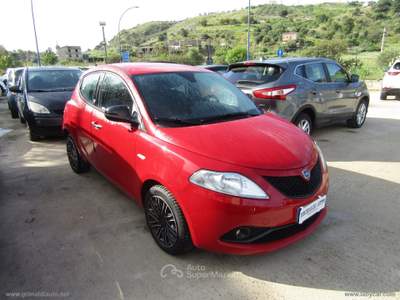 Lancia Ypsilon Ypsilon 1.2 69 CV 5p. GPL Ecochic Gold Rosso usata Montallegro