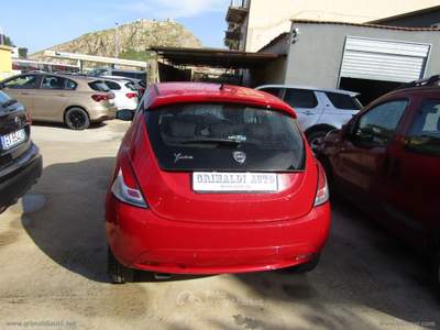 Lancia Ypsilon Ypsilon 1.2 69 CV 5p. GPL Ecochic Gold Rosso usata Montallegro