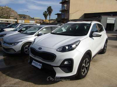 Kia Sportage Sportage 1.6 CRDI 2WD M.H. Bus.Cl Bianco usata Montallegro