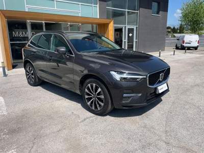Volvo XC60 B4 automatico Core Grigio usata Isola del Liri