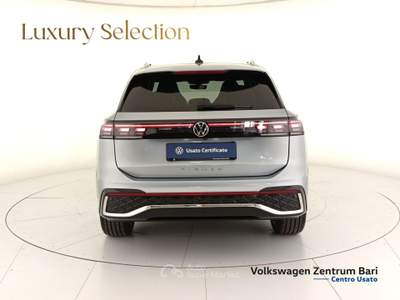 Volkswagen Tiguan 2.0 tdi r-line 150cv dsg Argento usata Bari