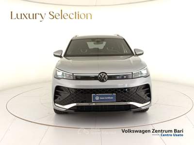 Volkswagen Tiguan 2.0 tdi r-line 150cv dsg Argento usata Bari