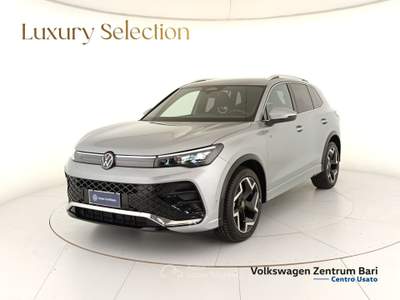 Volkswagen Tiguan 2.0 tdi r-line 150cv dsg Argento usata Bari