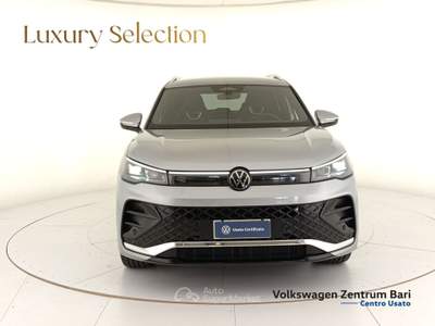 Volkswagen Tiguan 2.0 tdi r-line 150cv dsg Argento usata Bari