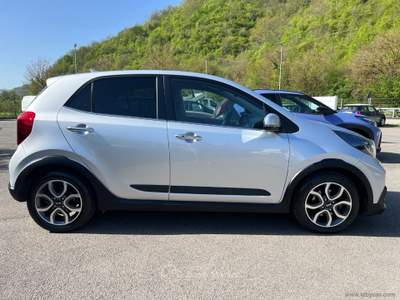 Kia Picanto Picanto 1.0 12V 5p. X Line Argento usata RIETI