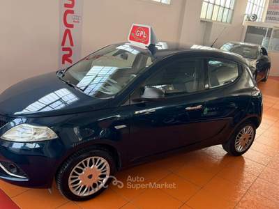 Lancia Ypsilon 5 porte GPL Ecochic Gold Verde usata Vercelli