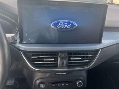 Ford Focus Active SW 1.0 ecoboost h X 125cv powershift usata CARRARA