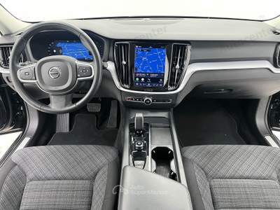 Volvo V60 B3 (bz) 163CV AUT CORE **AUTOCARRO N1** Nero usata Bassano del Grappa