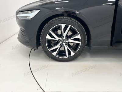 Volvo V60 B3 (bz) 163CV AUT CORE **AUTOCARRO N1** Nero usata Bassano del Grappa
