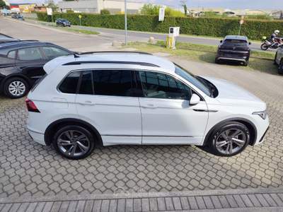 Volkswagen Tiguan 1.5 TSI ACT R-Line DSG Bianco usata Prevalle