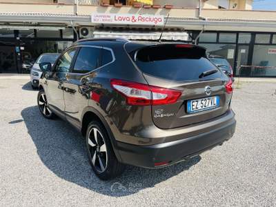 Nissan Qashqai 1.5 dci Tekna 110cv neopatentati Marrone usata Villadose