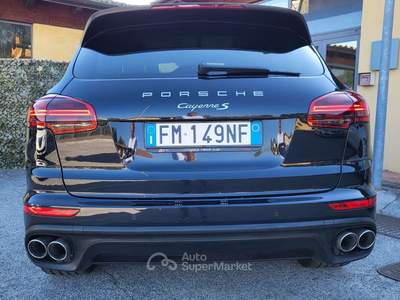 Porsche Cayenne S 4.1 V8 DIESEL E6 385 CV TETTO PASM PDLS GARANZIA Nero usata Roma
