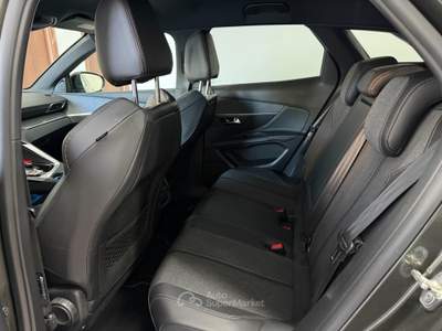 Peugeot 3008 S&S EAT8 GT Line Bronzo usata Ravenna