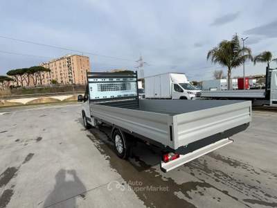 Maxus Deliver9 MAX DELIVER9 RWD R.SING CASSONE FISSO 4200MM Deliver9 rwd R.Sing Cassone Fisso 4200mm Bianco usata Roma