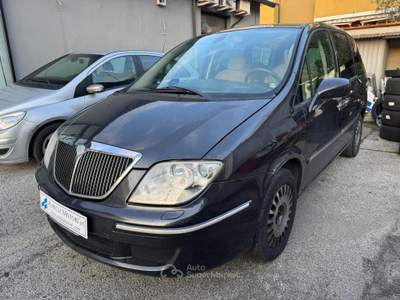 Lancia Phedra MJT 120 CV Executive MECCANICAMENTE A POSTO SUBITO DISPONIBILE Blu/Azzurro usata Viareggio