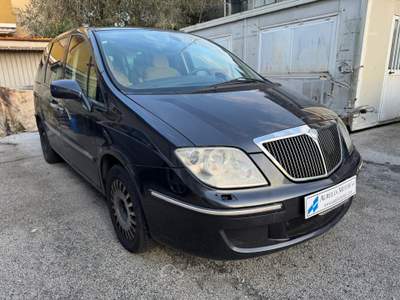Lancia Phedra MJT 120 CV Executive MECCANICAMENTE A POSTO SUBITO DISPONIBILE Blu/Azzurro usata Viareggio
