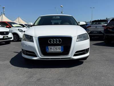 Audi A3 AUDI A3 1.6 AMBITION Bianco usata Giugliano in Campania