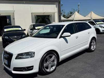 Audi A3 AUDI A3 1.6 AMBITION Bianco usata Giugliano in Campania