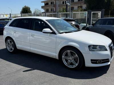 Audi A3 AUDI A3 1.6 AMBITION Bianco usata Giugliano in Campania