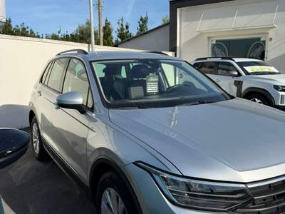Volkswagen Tiguan VOLKSWAGEN TIGUAN 2021 Grigio usata Giugliano in Campania
