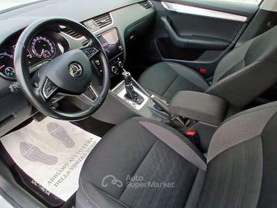 Skoda Octavia Octavia III Wagon 1.5 g-tec Ambition 130cv dsg Grigio usata Pescantina