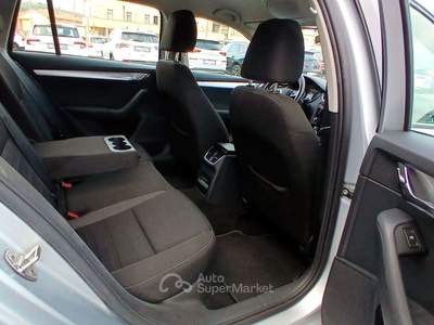 Skoda Octavia Octavia III Wagon 1.5 g-tec Ambition 130cv dsg Grigio usata Pescantina