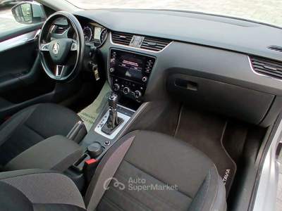 Skoda Octavia Octavia III Wagon 1.5 g-tec Ambition 130cv dsg Grigio usata Pescantina