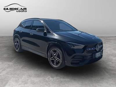 Mercedes-Benz GLA 180 D AMG Line Advanced Plus 8G-DCT Nero usata Lucca