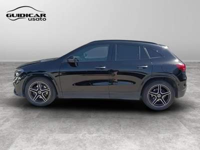 Mercedes-Benz GLA 180 D AMG Line Advanced Plus 8G-DCT Nero usata Lucca