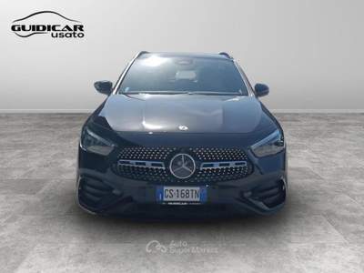Mercedes-Benz GLA 180 D AMG Line Advanced Plus 8G-DCT Nero usata Lucca