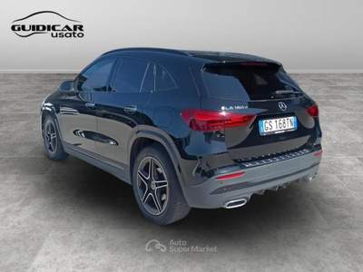 Mercedes-Benz GLA 180 D AMG Line Advanced Plus 8G-DCT Nero usata Lucca