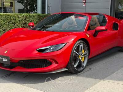 Ferrari 296 296 GTS 3.0 | LIFT, APPLE CARPLAY, ROSSO CORSA Rosso usata Suzzara