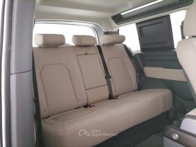 Land Rover Defender 90 3.0d i6 mhev SE awd 200cv auto Argento usata Roma